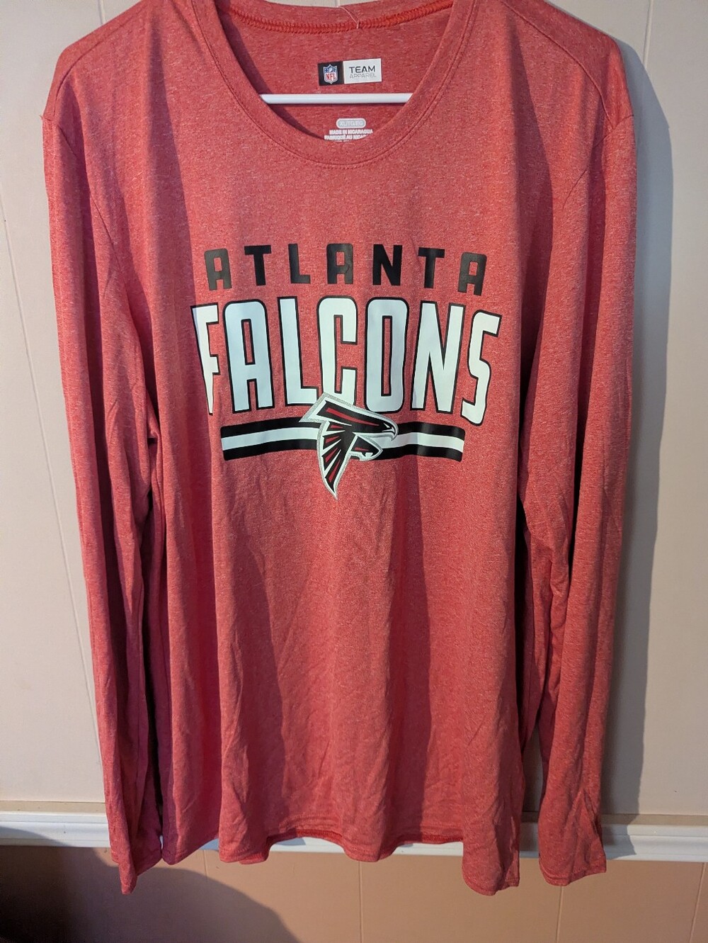 NFL Team Apparel Atlanta Falcons Long Sleeve Tee Red Adult Size XL Long Sleeve